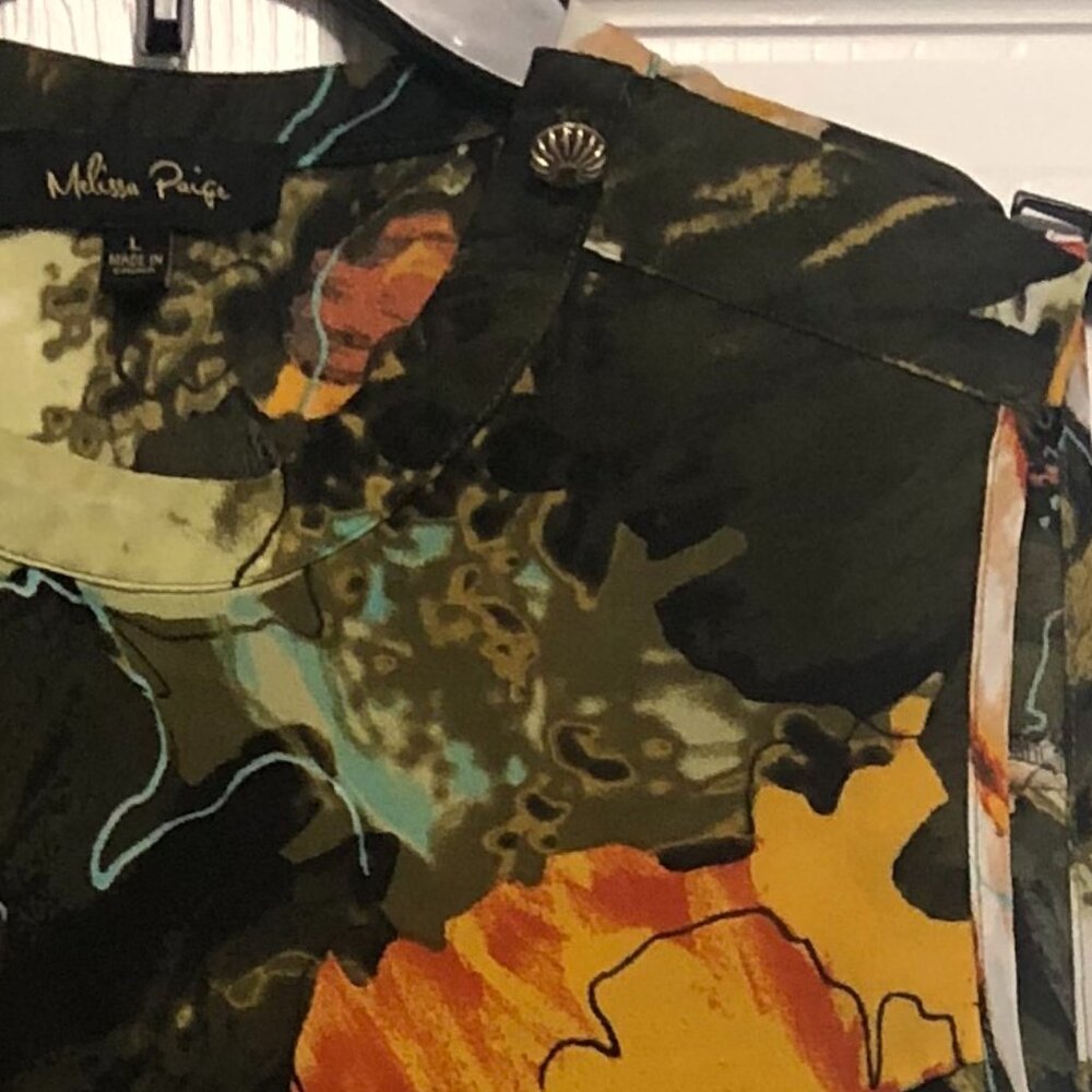 Melissa Paige Women's Sleeveless Floral Top size Large - Picture 3 of 4